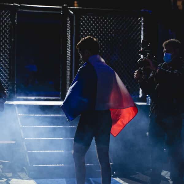 En parallèle de ses études il est combattant de MMA : Interview de Thomas Glot